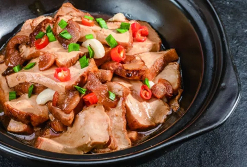 烟熏鸭肉