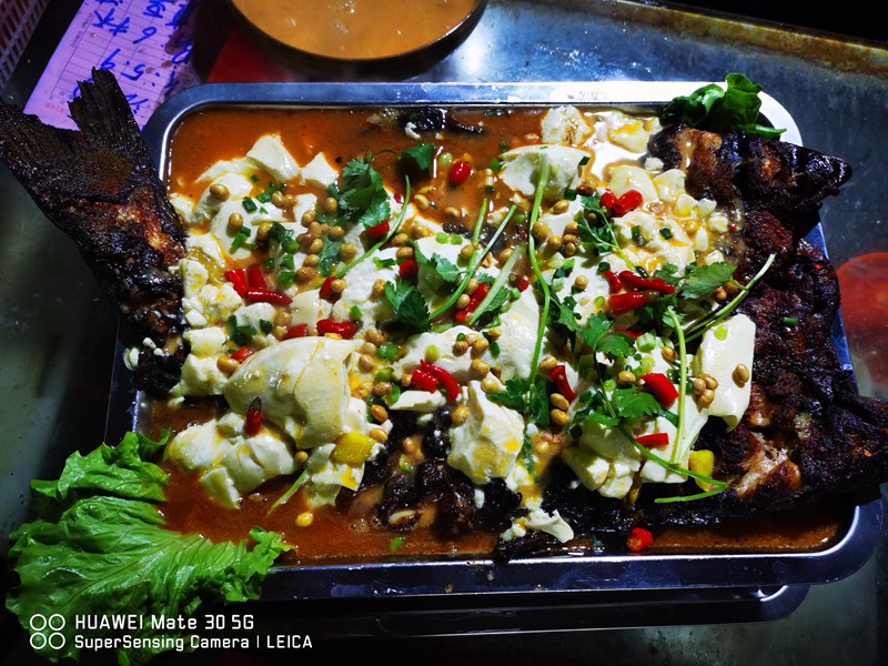 贵州豆花碳烤鱼